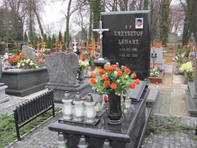 Grób Krzysztof Lenart